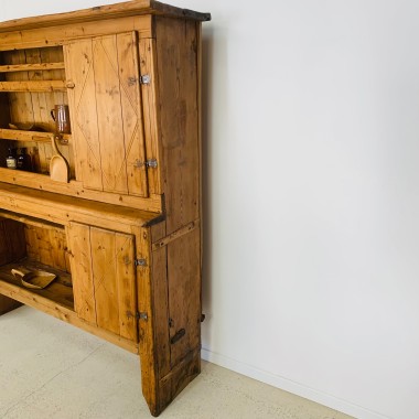 Meuble dressoir Savoyard...